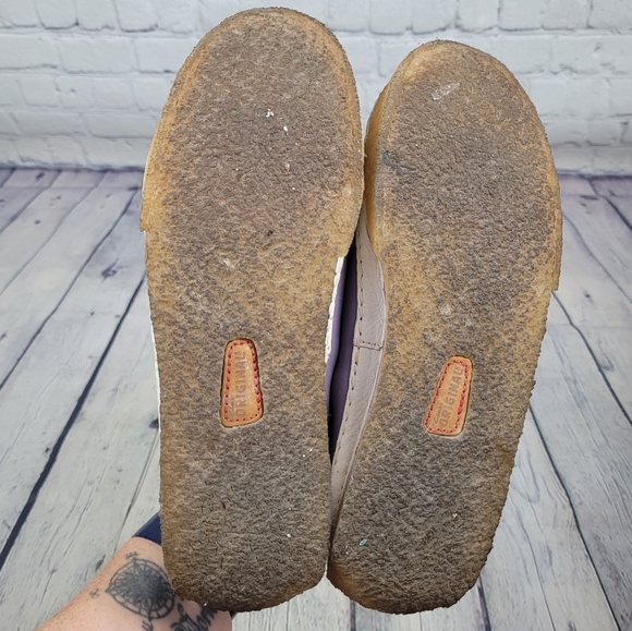 CLARKS ORIGINALS | leather lace-up crepe sole sneakers - Picture 9 of 12